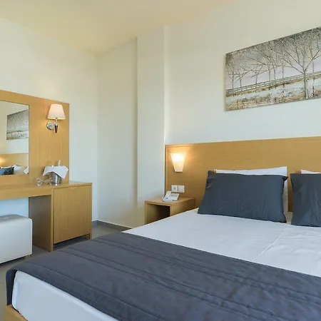 Center Otel 3*