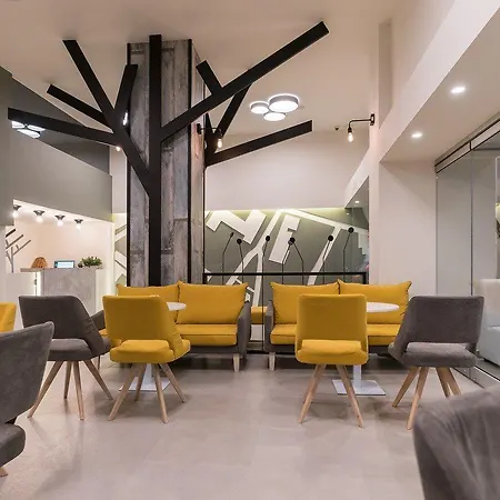 Center Otel 3*