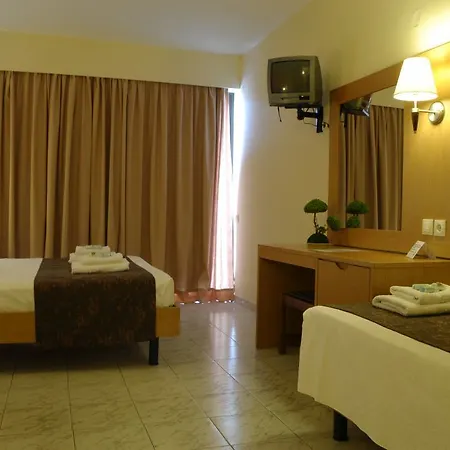 Center Otel 3*